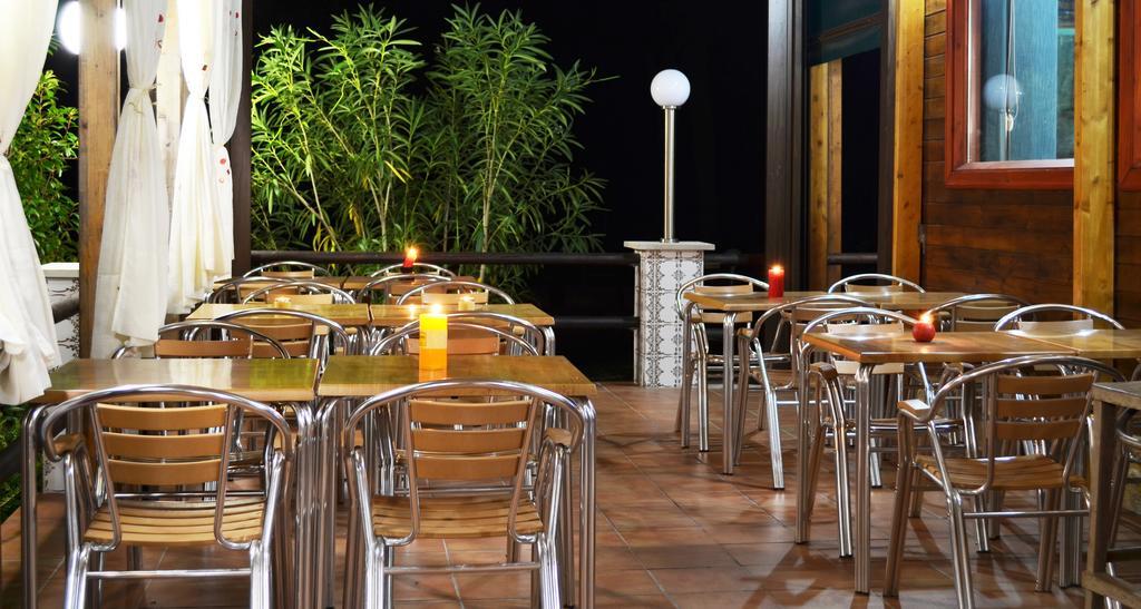 Apartamentos Paraje San Gines Andujar Bagian luar foto